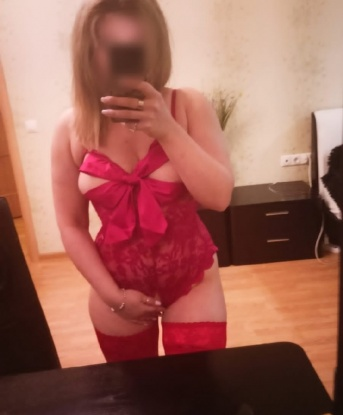 🌹 дорогой гость! Я твоя креативная компания для незабываемых моментов... Я фантазерка, готовая окунуться с тобой в мир самых смелых желаний. Мне есть что предложить: страстные эмоции, нежные прикосновения и много волнующих игр. 💋
🌟 Я знаю, как подарить тебе настоящую радость. Мое опытное тело умеет танцевать с твоими фантазиями. Мы встретимся в моей уютной квартире в Москве, чтобы насладиться друг другом. Я обещаю, что ты не пожалеешь! 😉
📷 На моих фото ты увидишь мои изгибы, словно созданные для наслаждения. Мое лицо, словно лепестки роз, пленят твое воображение. Отзывы обо мне - это откровенность моих клиентов, которые хотят возвращаться ко мне снова и снова. 💯
💦 Ты готов к погружению в мир сексуальных фантазий и блаженства? Услуги, которые я предоставляю, откроют ворота в безграничный сексуальный рай. Доверься моим рукам, и я позабочусь о твоем удовольствии.
🔥 Жизнь слишком коротка, чтобы не испытывать все, чего мы желаем. Твоя Москвы индивидуалка ждет тебя, чтобы окунуться в мир наслаждений. Готов попробовать? Обратись ко мне и дай себе шанс насладиться идеальным вечером в Москве. 💕 Яноечка